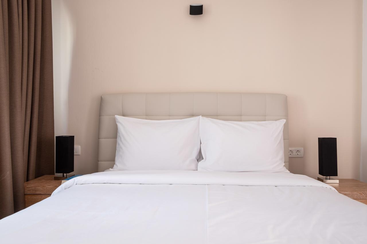 Tristhenia Aparthotel Perissa  Ngoại thất bức ảnh