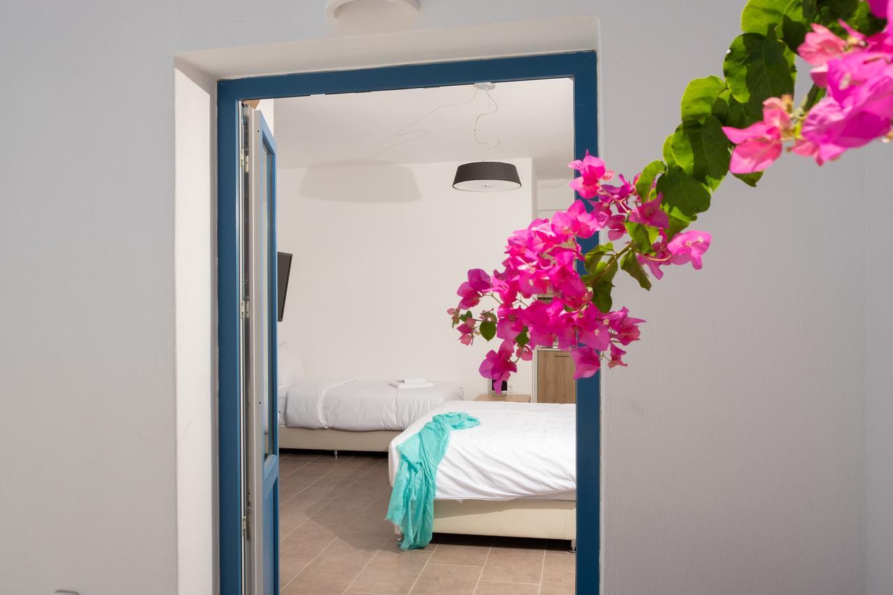 Tristhenia Aparthotel Perissa  Ngoại thất bức ảnh