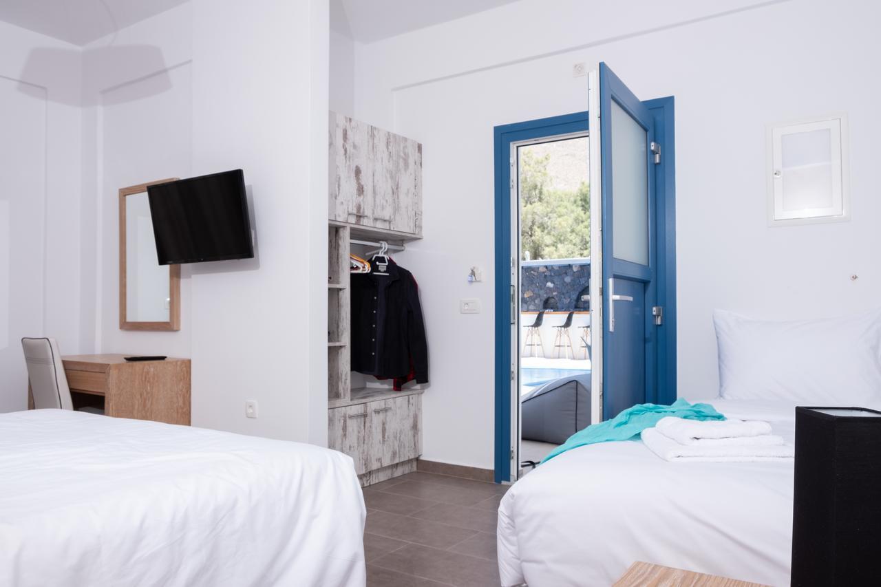 Tristhenia Aparthotel Perissa  Ngoại thất bức ảnh