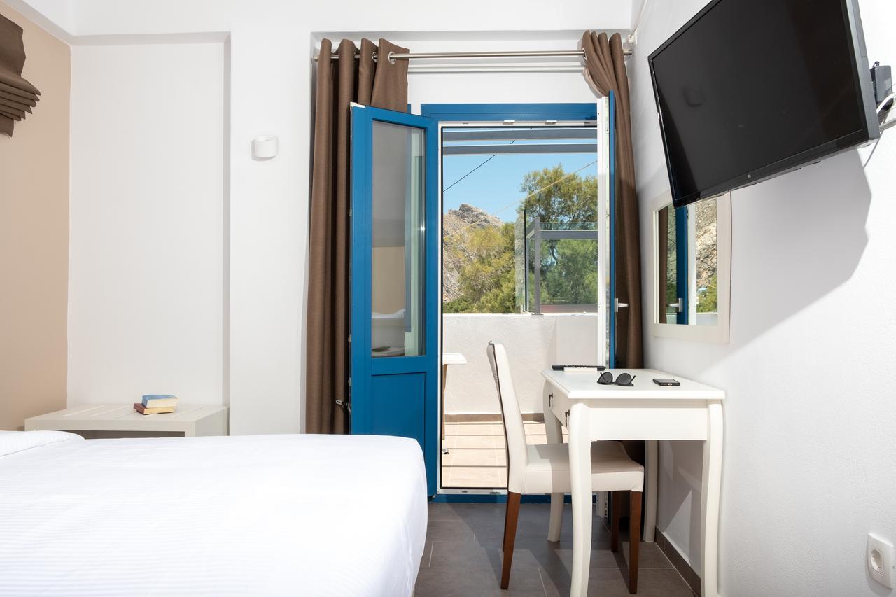 Tristhenia Aparthotel Perissa  Ngoại thất bức ảnh