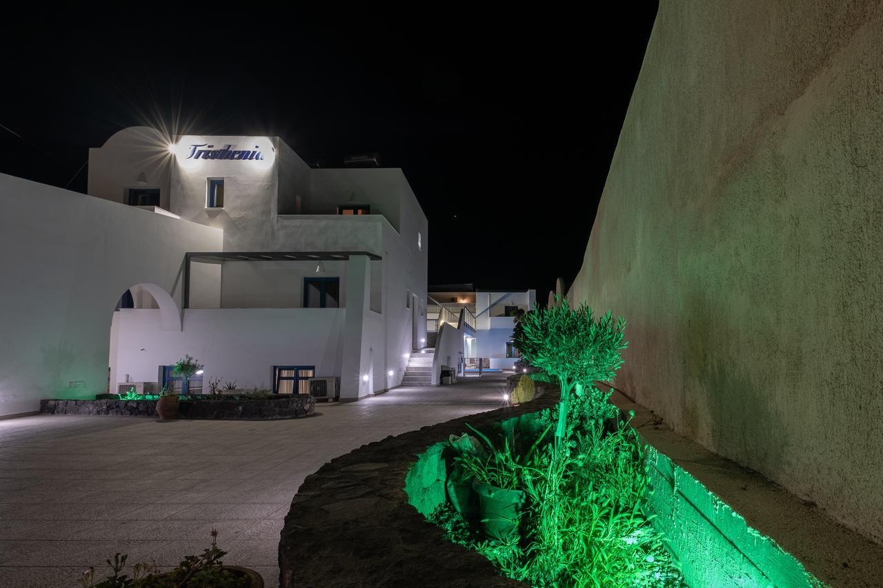 Tristhenia Aparthotel Perissa  Ngoại thất bức ảnh