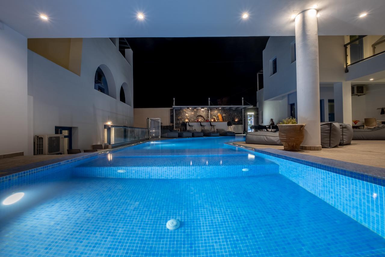 Tristhenia Aparthotel Perissa  Ngoại thất bức ảnh